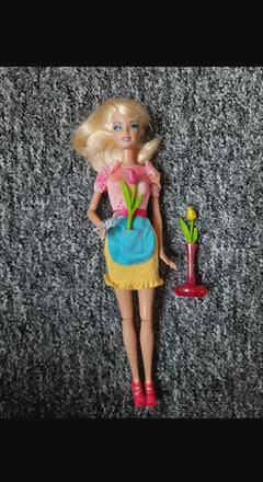 Barbie bábika, 