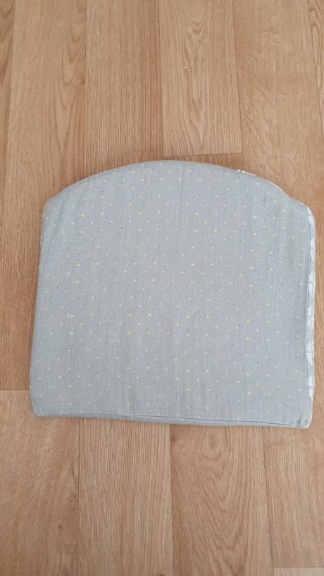 Klinový vankúš, šírka (cm): 30,dĺžka (cm): 30