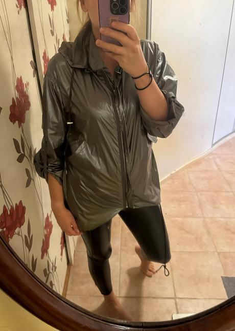 Lesklá parka zara, zara,s