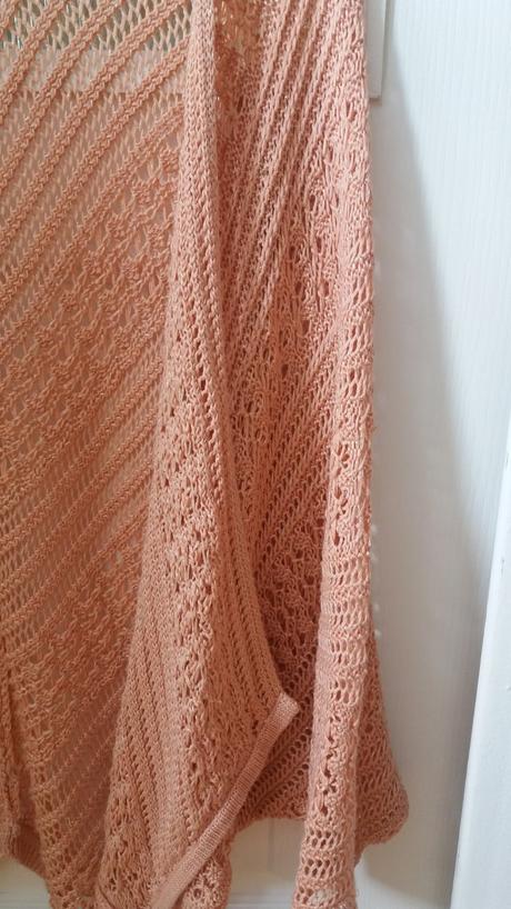 Kardigan, atmosphere,36