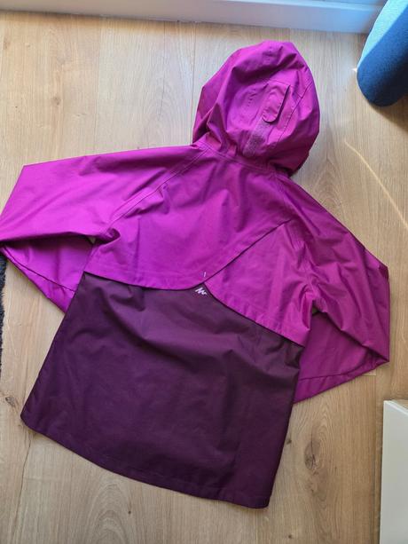 Ľahučká softshellová bunda, quechua,152
