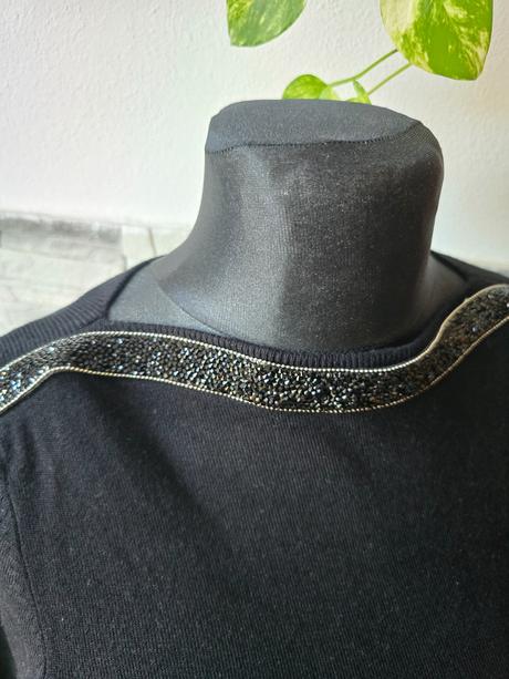 Sveter s, reserved,s