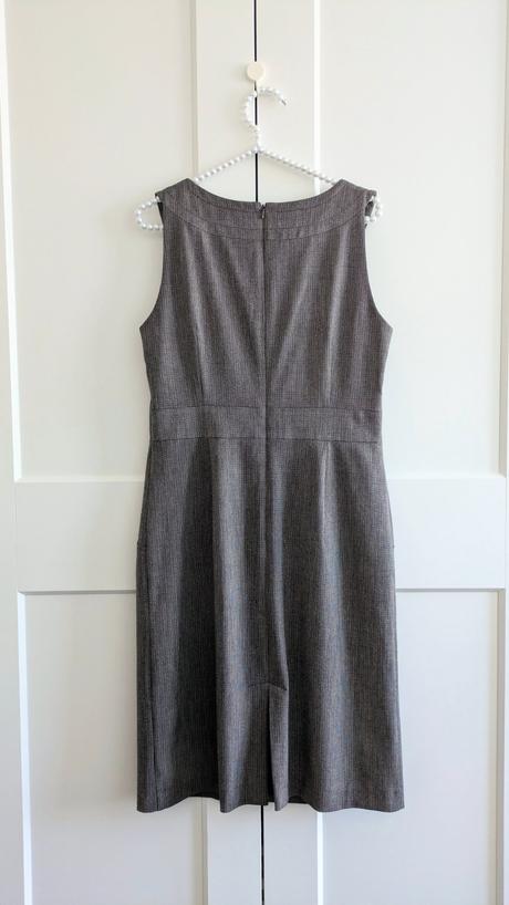 Sivé puzdrové šaty comma, m