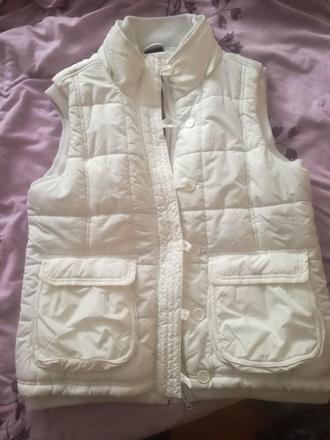 Biela vesta, esmara,l