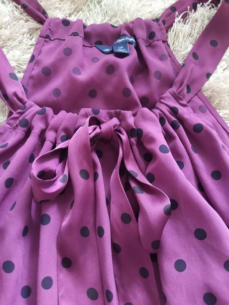 Bodkovaná bluzka, l