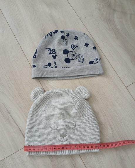 Čiapky 6-12m, h&m,74