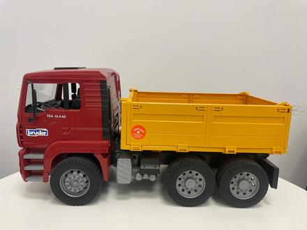 Nákladné auto bruder,