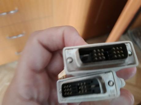 Kabel k pocitacu, asus