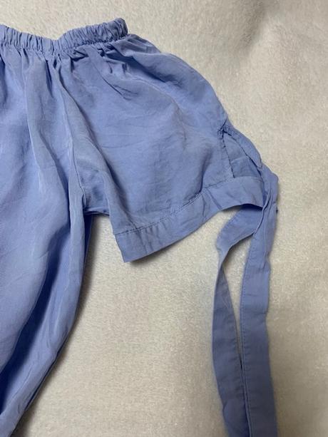 Letná blúzka s odhalenými plecami, m