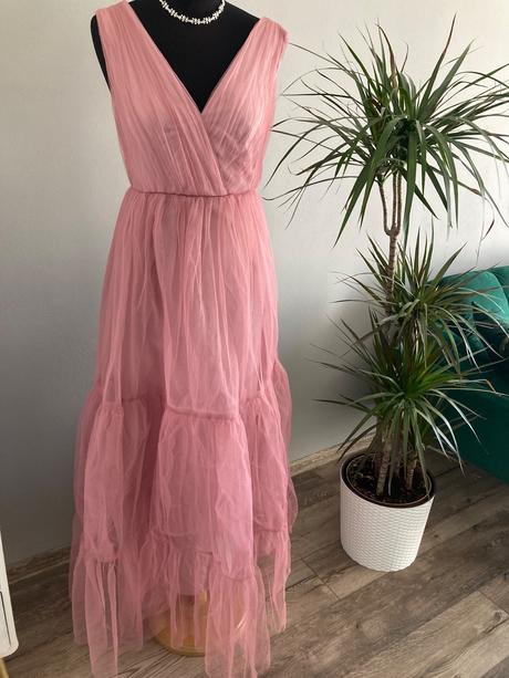 Spoločenské šaty, m