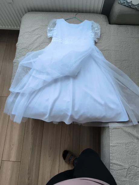 Šaty na 1.sv.príjimanie, 146