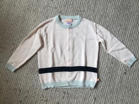 Svetrík na gombíky, 116