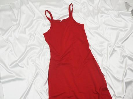 Luxusné úpletové šaty castro, 40