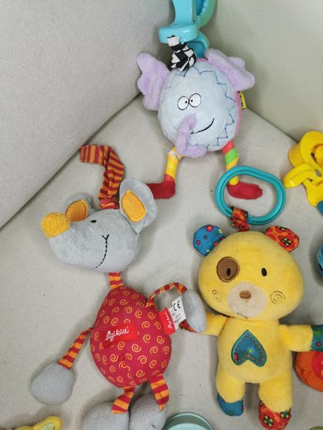 Závesné hračky na kočík/postieľku, 
