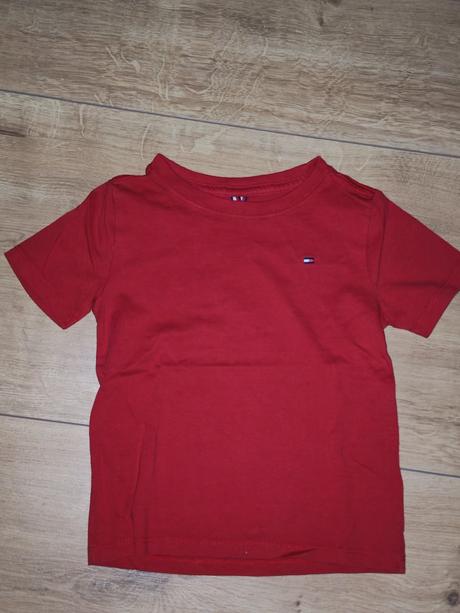 Krásne tričko tommy hilfiger, tommy hilfiger,110