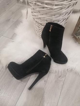 Členkové čižmy, 37