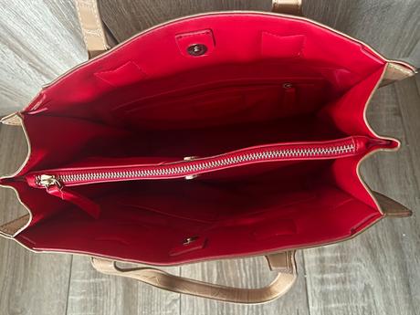 Krasna kabelka na rameno valentino, valentino