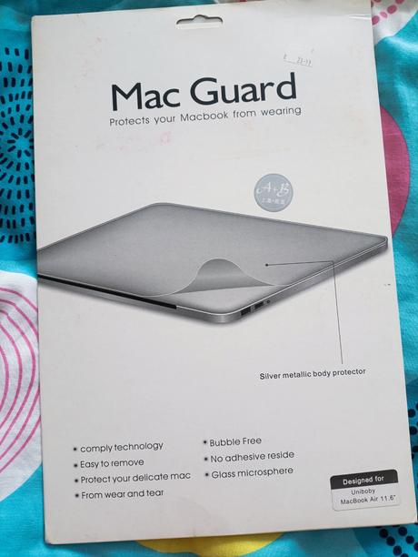 Ochranná nálepka na macbook 11,6", 