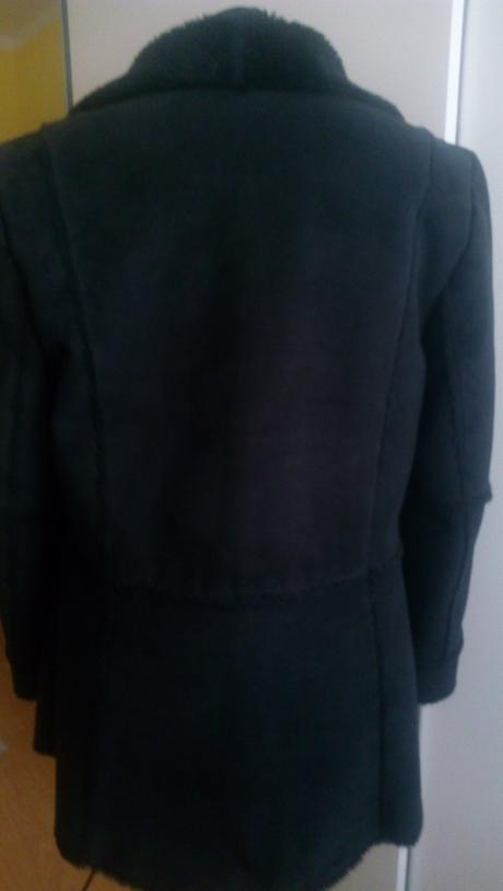 Kozuch z brúsenej kože fazonkovy strih, 40