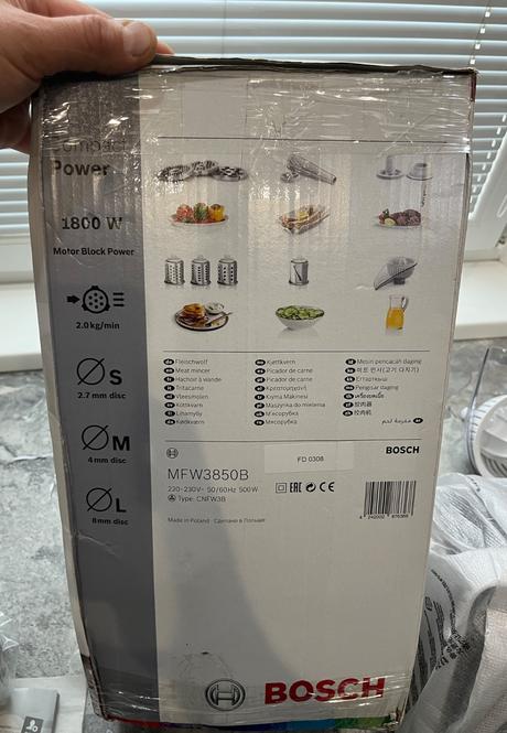Mlynček na mäso bosch mfw3850b strúhač, odšťavovač, bosch