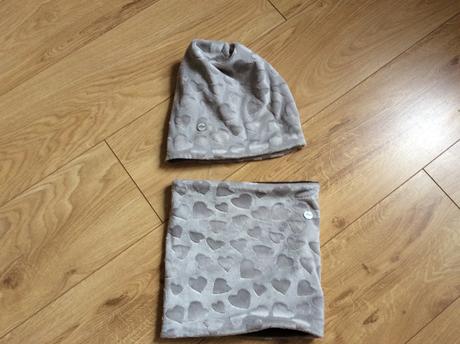 Čiapka s nákrčníkom, 