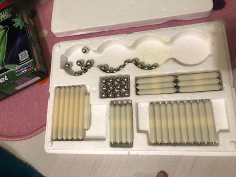 Supermag maxi svietiace 66ks,