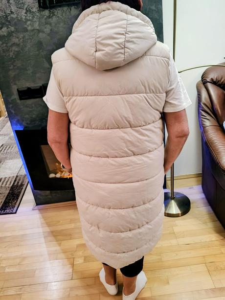 Zimná vesta s kapucňou, takko,46