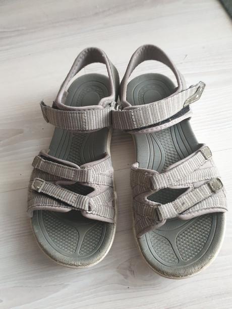 Sportove sandalky, loap,37