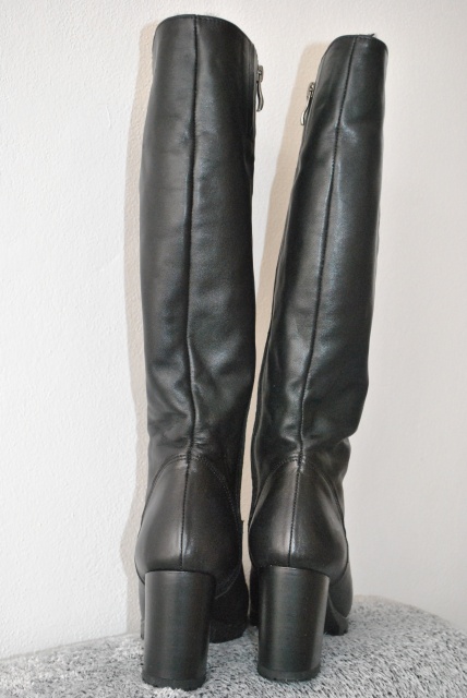 Kožené čižmy, 37