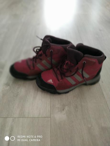 Prechodné kotníkové tenisky, adidas,35