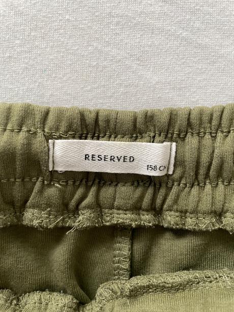 Teplaky, reserved,158