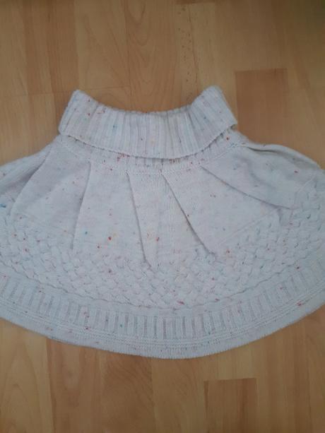 Upletova suknicka, 98