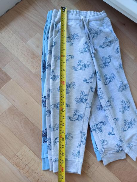 Tepláky tenké nenosené 110/116, lupilu,110