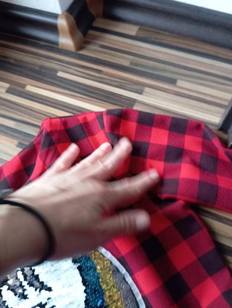 Šaty točivé,karované, 134