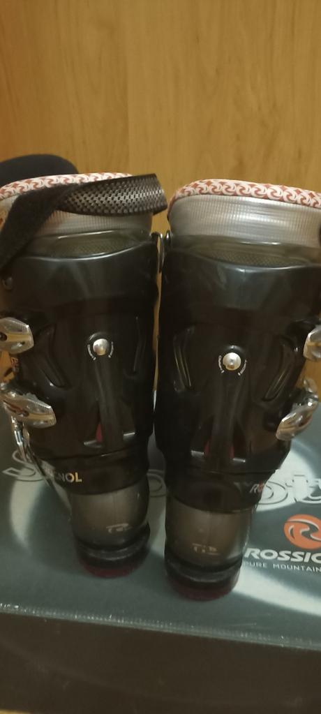 Lyžiarske topánky veľ.42,5, rossignol,42