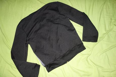 Mikinka s motivom londyna, 152