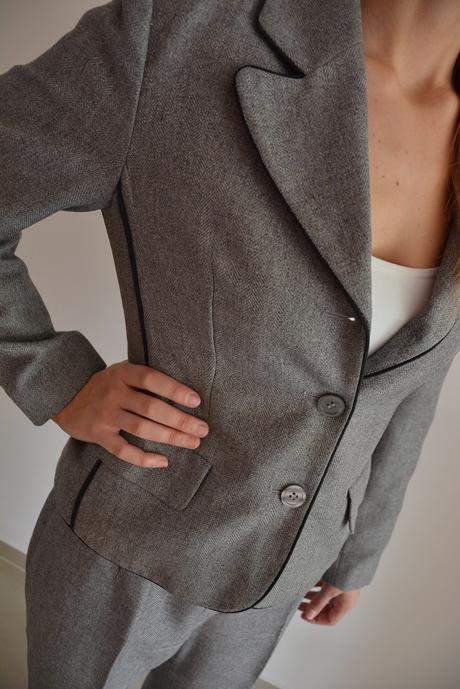 Šik nohavicový kostým, quelle,42