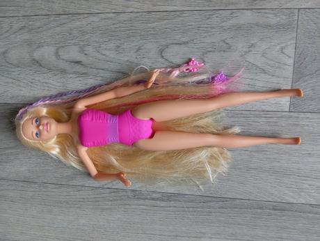 Barbie endless hair kingdom 2015, 