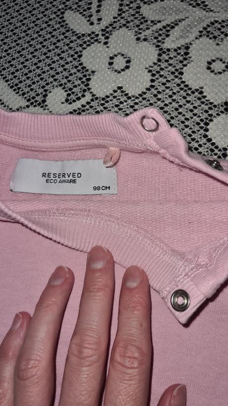 Mikiny 2 ks, reserved,98