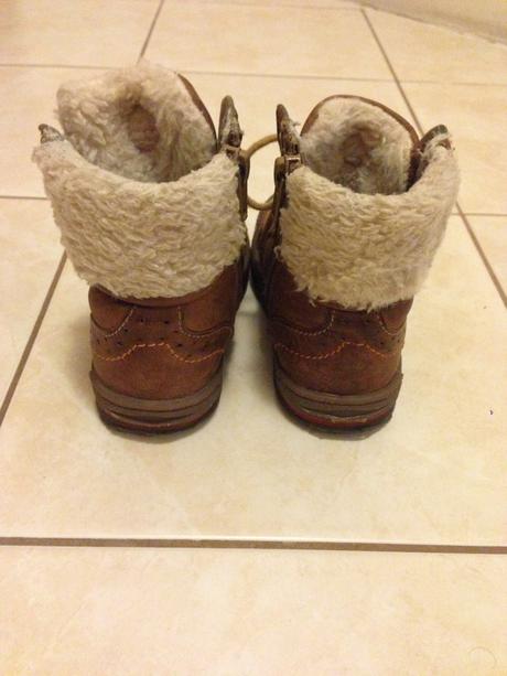 Zimné kožené topánky , lasocki,23