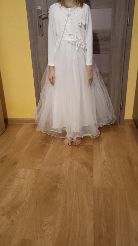 Šaty na prvé sväté prijímanie, 128
