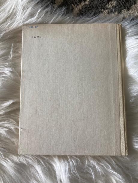 Ruská kniha aby boli šaty krásne (1988), 