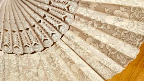 Vejáre do ruky, 2 kusy, 