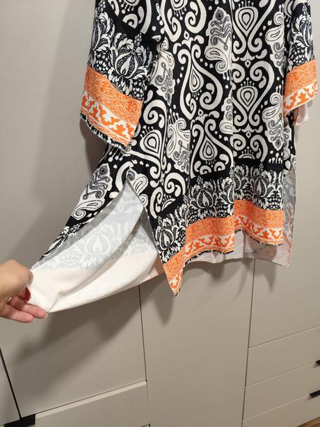 Tunika sviatočná, 44