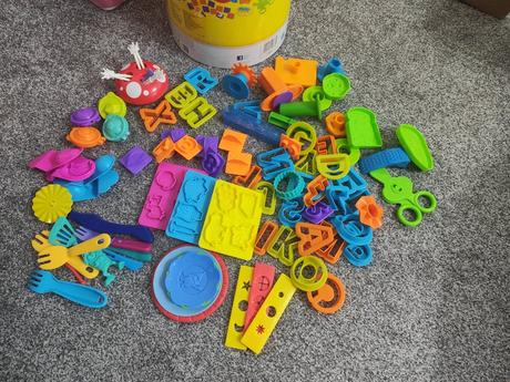 Formičky na plastelinu, 