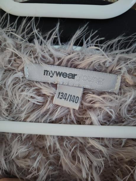 Svetlofialový chlpatý svetrík, 134