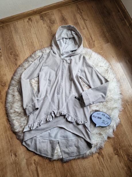 Prekrásna mikina, 158