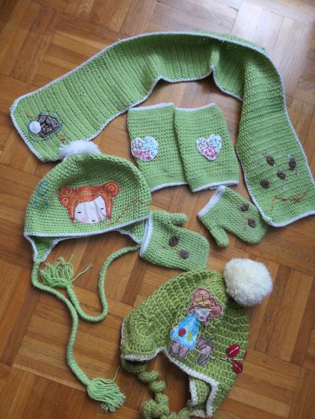 Rukavicky,stucne,sal, 2 ciapky dievcatkova kolekc., 116