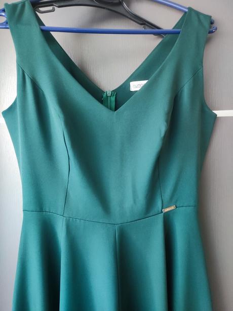 Slávnostné šaty, m