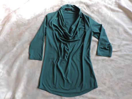 Dámske tričko s padavým výstrihom, gate,s